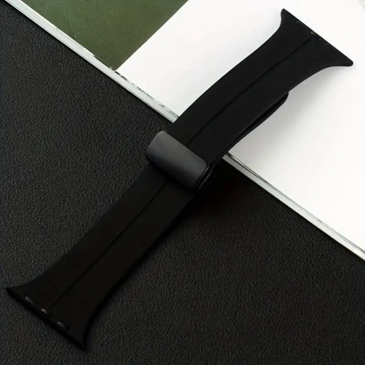 Solid Color Magnetic Buckle Silicone Watch Band For Apple Watch - iCase Stores